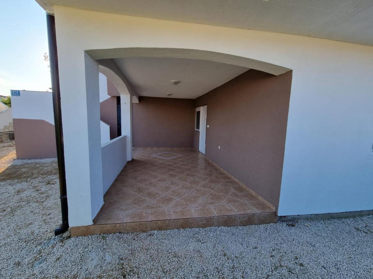 Apartments Ema Vir Eksteriør bilde